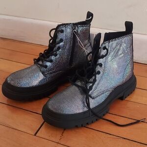 Brand new Zara Shiny Boots EU36 US Y4/ W6